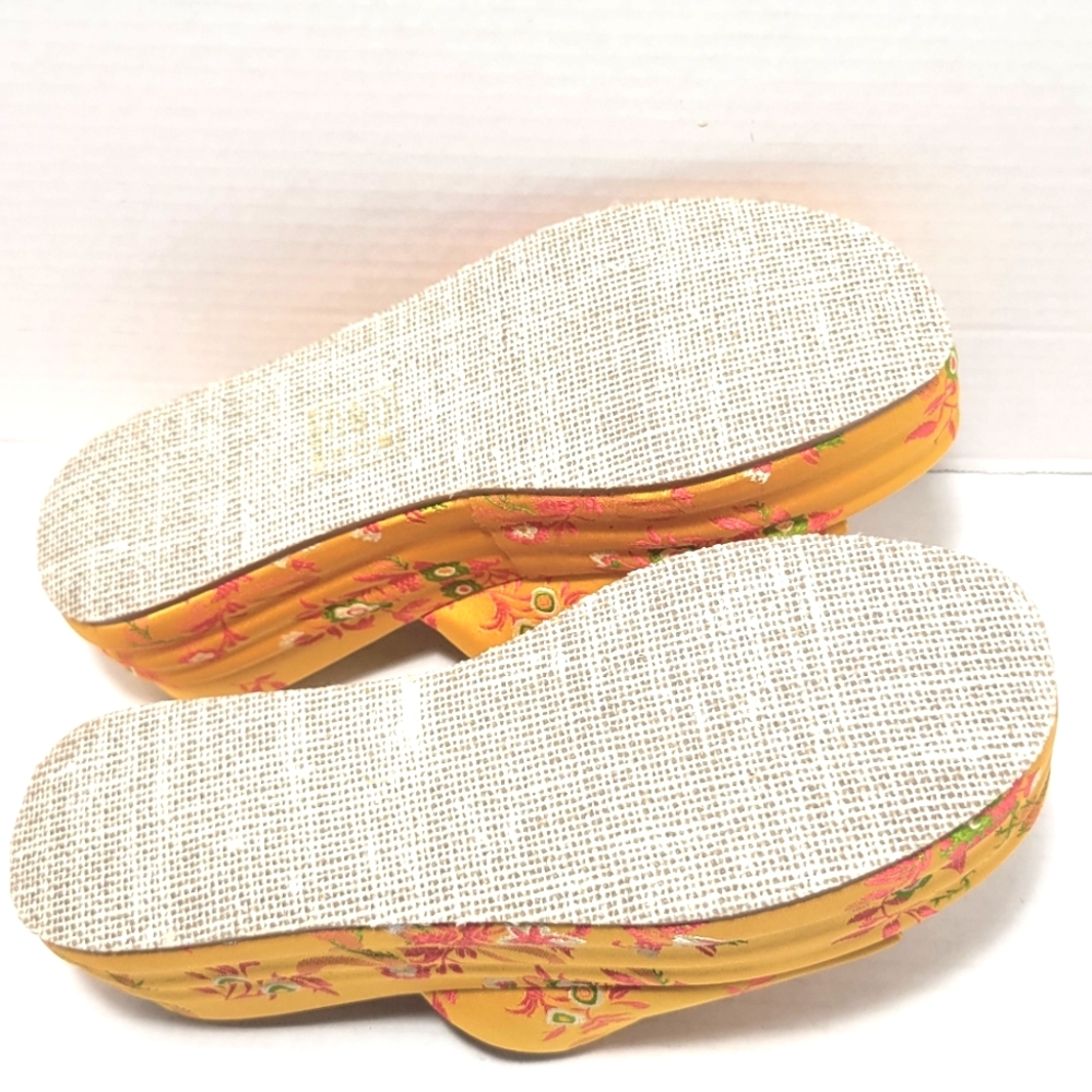 NWOT FREE PEOPLE Harbor Yellow Brocade Flatform Mules - Picture 8 of 11